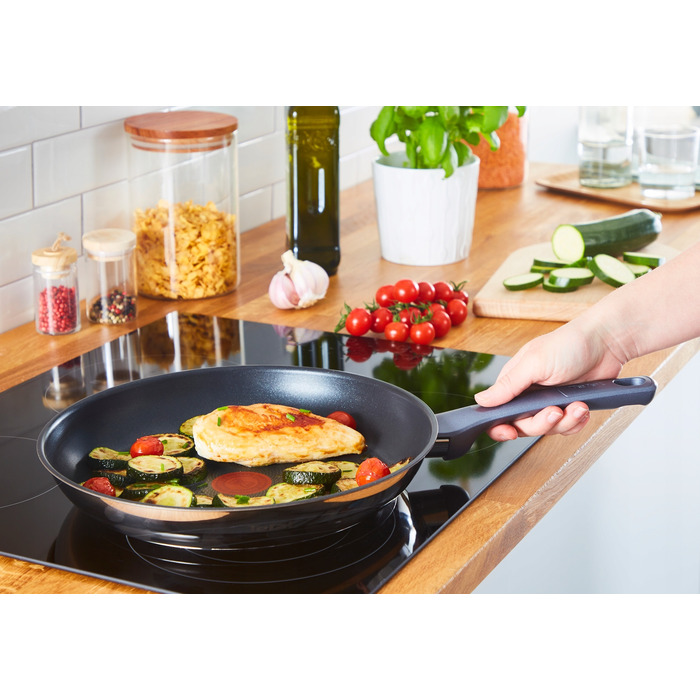 Набір сталевих сковорідок TEFAL Daily Cook (20/24/26/28/30 см), для індукційних плит