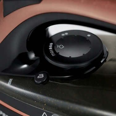 Парова праска Russell Hobbs Copper Express з підошвою Copper Infused, 150 г/хв