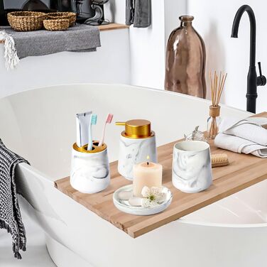 Набір аксесуарів для ванної кімнати з дозатором мила, мильницею, тримачем для зубних щіток та склянкою. Мармурова імітація, білий колір. 4 шт.