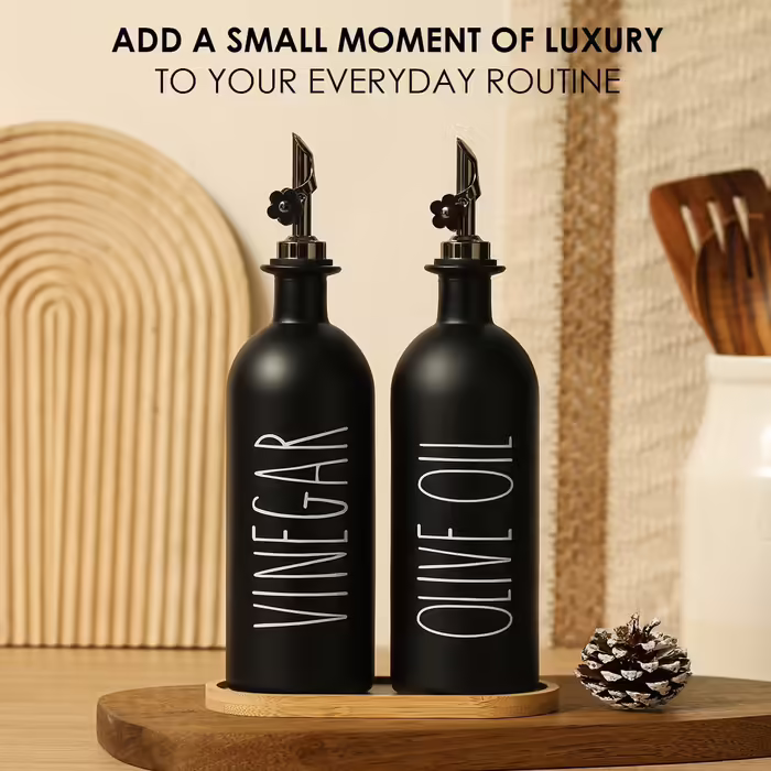HOMCDALY Olive Oil Dispensers for Kitchen, Glass, Oil and Vinegar Dispenser Set, Olive Oil Bottles with Bamboo Tray, 473 ml, Black, 473 ml, Black