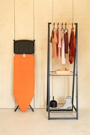 Гладильна дошка Brabantia C XL для парогенератора, велика та складна, регульована по висоті, нековзкі гумові ніжки, бавовняний чохол, захист від дітей та для транспортування, Happy Glow, 124×45 см, підставка для парової станції