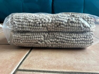 SANDERS Luxury Entrance Mat - Non-Slip, Machine Washable Doormat - 24'x36' - for Indoor Use, Pets, Entryway, Hallway, Camping - Grey