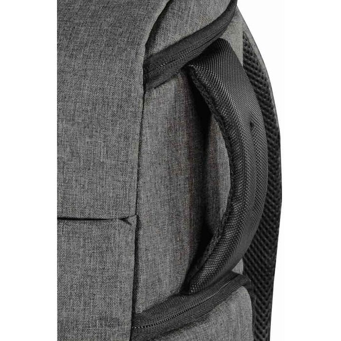 Чохол для камери: 27 x 23 x 42 см