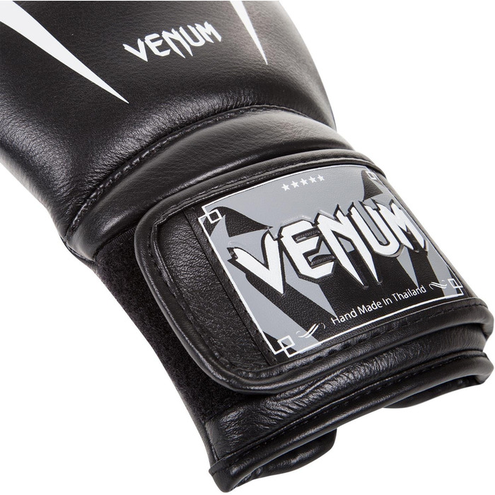 Боксерські рукавички Venum Giant 3.0 для муай-тай та кікбоксингу, 14 oz, чорні