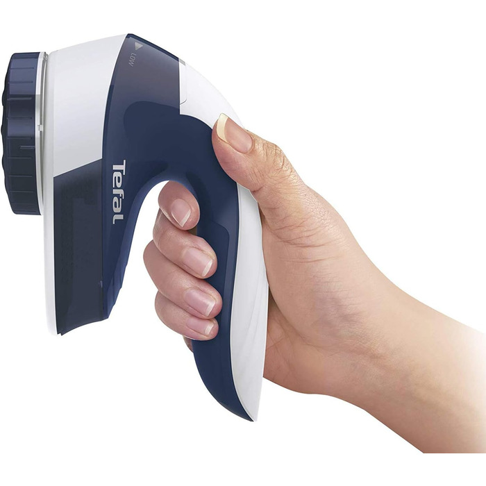 Tefal Express Power Iron Steam Iron with a powerful 185g steam burst, (XGlide Ceramic soleplate with three steam zones, 2400 Watt, drip stop, automatic steam quantity regulation) Durilium with lint remover