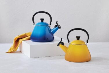 Le Creuset Kone Kettle with Whistle, Enameled Steel, 1.6 L, Nectar, 40101026720000