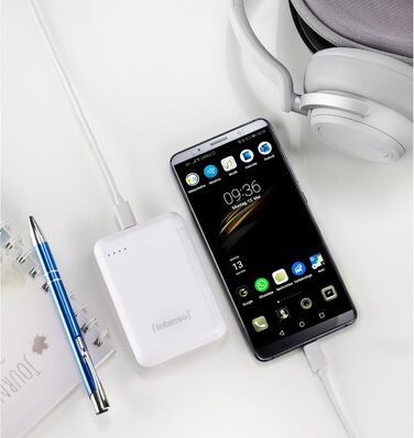 Powerbank Intenso 10000mAh XS - білий, для смартфонів, планшетів, MP3-плеєрів та цифрових камер