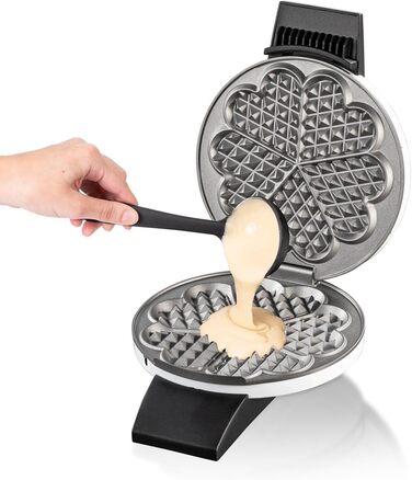 Вафельниця Cloer 1621 для класичних вафель у формі серця, 930 Вт, розмір вафелі 15,5 см, регульований ступінь прожарювання, білий колір, метал, одноразова