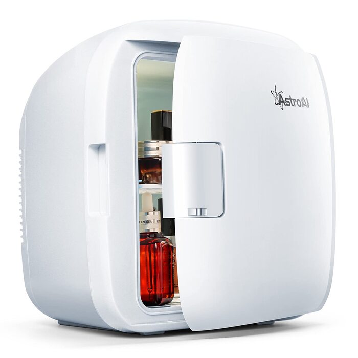 AstroAI Міні холодильник 9 літрів з охолодженням та нагріванням 12/230V для авто, дому, офісу та гуртожитку (білий)
