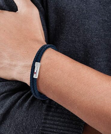 Чоловічий шкіряний браслет Tommy Hilfiger з магнітною застібкою (повністю чорний)