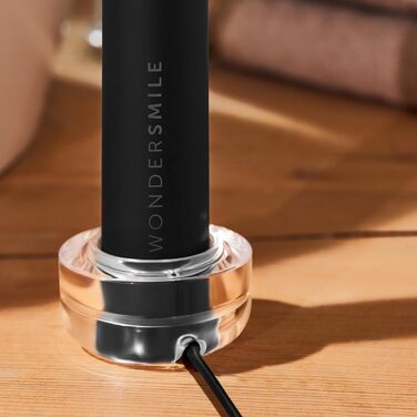 Електрична зубна щітка Wondersmile PRO - Тест-переможець 2025 - 100 днів без ризику - TÜV-сертифікована, 4 режими, акумулятор 60 днів, смарт-насадка, 1 шт. (Ultimate Black Bundle)