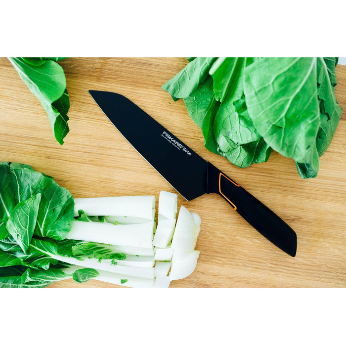 Ніж Santoku Fiskars Design 17 см, дерев'яна ручка (береза), чорний, 1003099