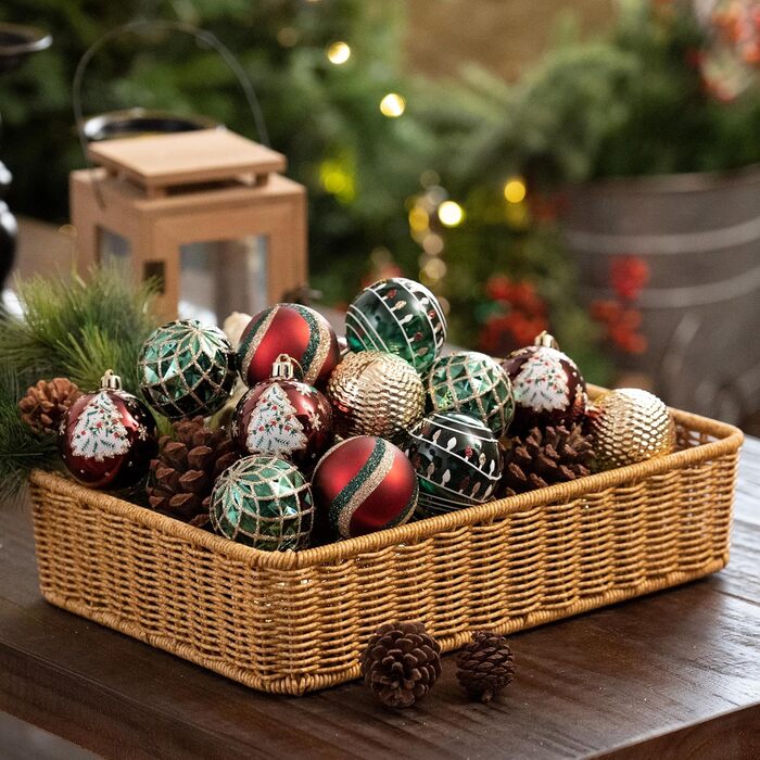 Набір новорічних кулічок Valery Madelyn, 16 шт, 6 см, червоно-зелено-золотий, з подарунковою упаковкою