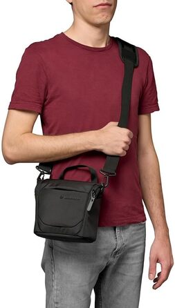 Сумка Manfrotto Advanced Shoulder Bag M III для дзеркальної та бездзеркальної камери з об'єктивом + дощовик