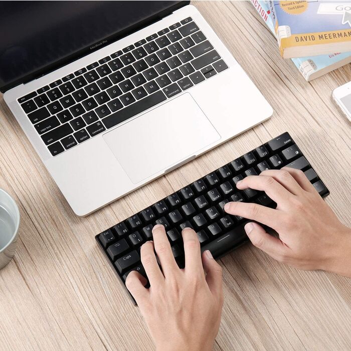 Механічна клавіатура RK ROYAL KLUDGE RK61-US: 61 клавіша, Bluetooth/2.4Ghz, Hot-Swappable, Red Switch, QWERTY, для Windows/Mac