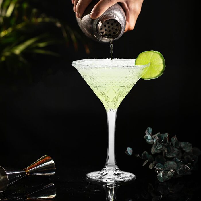 Набір келихів Мартіні, 4 шт, 180 мл, кришталеве скло, без свинцю. Ідеально для коктейлів, Мартіні, Маргаріти, вечірок та домашнього бару.