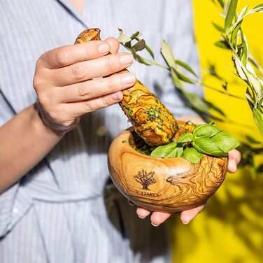 Набір ступки та пестика з оливкового дерева 'The Sicilian Mortar', діаметр 14 см