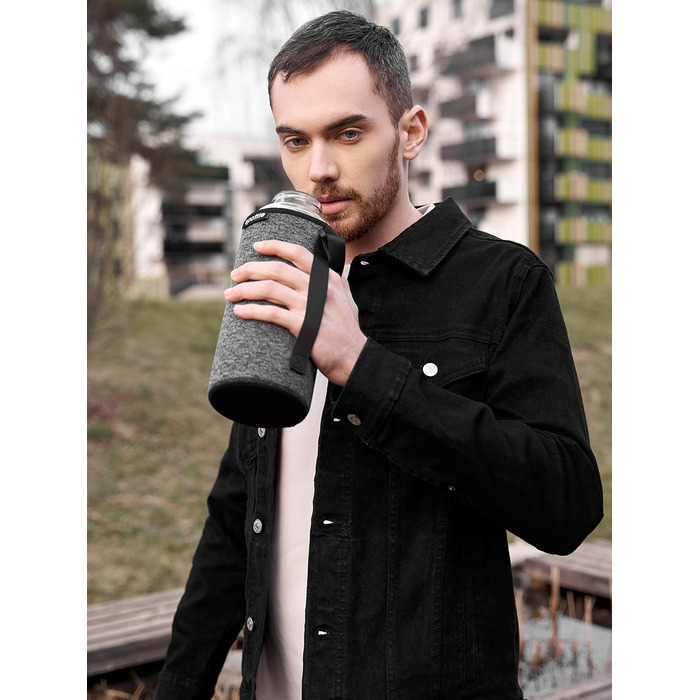Glass Bottle 1.5 liter - Drinking Bottle Glass 1.5 l with Bamboo Lid - Glass bottle - Water bottle - Glass drinking bottle suitable for carbonated drinks - dishwasher safe - Wide mouth (Black Melange)