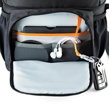 Фотосумка Lowepro Nova 170 AW II, чорна