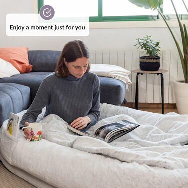 Dog Bed for Humans & Dogs | Huge Human Dog Bed for People | Warm & Comfortable Beanbag Bed | Dog Bed for People & Pets in Human Size | Blanket Included & Removable Cover | Grey (Light Grey)