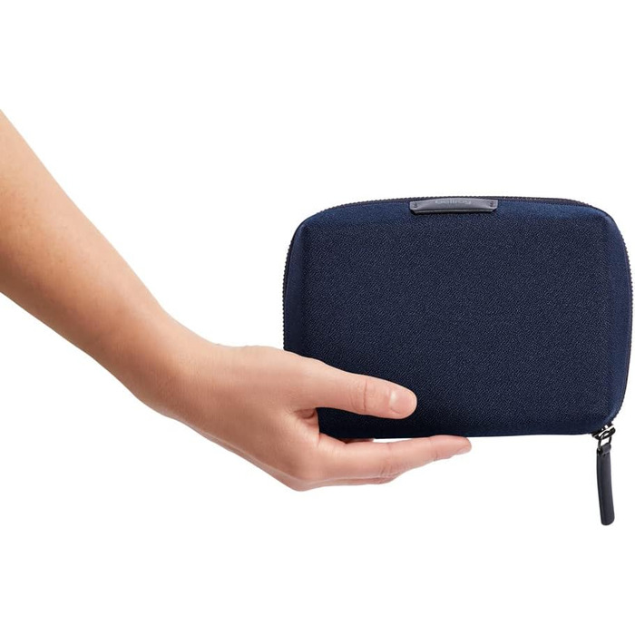 Органайзер Bellroy Tech Kit Compact для зарядних пристроїв, кабелів, миші, павербанку, USB-накопичувачів, донглів, колір морський синій