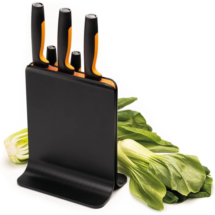 Набір ножів Fiskars Functional Form: блок з 5 ножами (овочевий, для томатів, Santoku, кухонний, для хліба), пластик, чорний