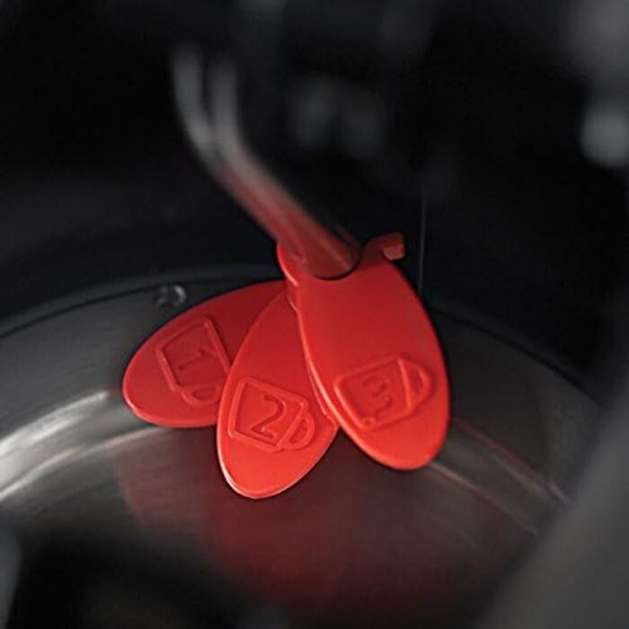 Електричний чайник Russell Hobbs 1.7л, 2400W, чорний, з LED-підсвічуванням, функція швидкого кип'ятіння, фільтр від накипу, індикатор рівня води