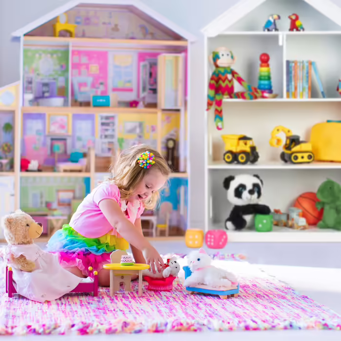 Relaxdays Tall Children's Shelf in House Shape