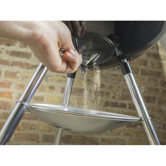 Вугільний гриль Weber Classic Kettle 47 см, порцелянове емалювання, з термометром і колесами, чорний