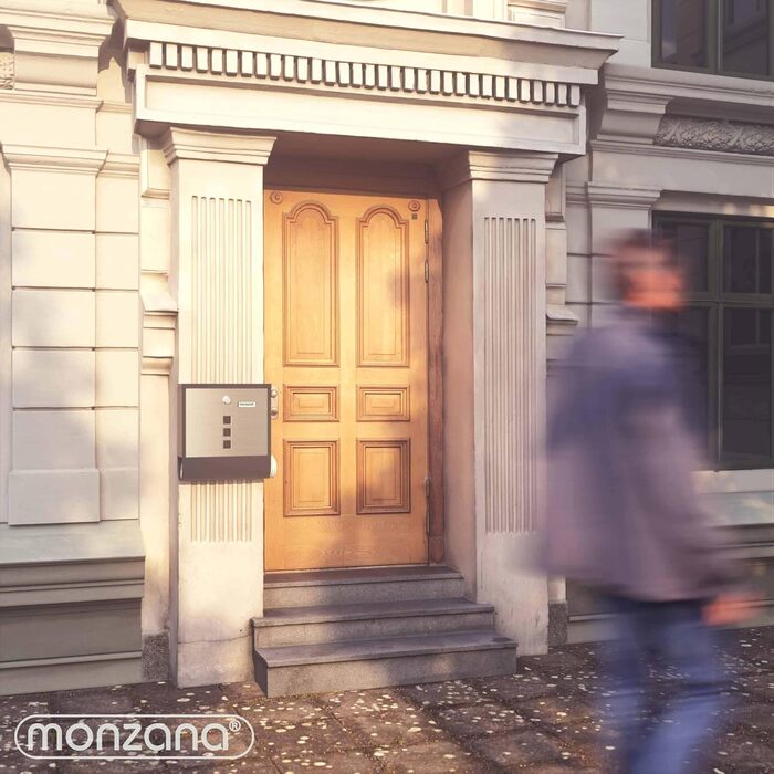 Поштовий ящик Monzana Kreuzschloss з мідним циліндром, поворотна кришка 31x10x34 см, вікно, табличка для імені, відділення для газет, сталь, 2 ключі, чорно-срібний
