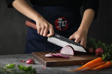 Японський ніж Kiritsuke Messer 21.5 см, сталь 3 шари, професійний, ручка з червоного дерева, дерев'яна піхва