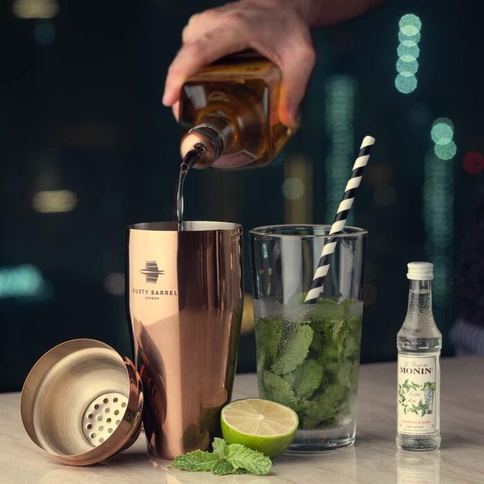 Набір для приготування коктейлів Chelsea Roségold – повний комплект для бармена: шейкер, мадлер, сито, мірний стакан, виливач, ложка, сумка та рецепти. З подарунковою коробкою