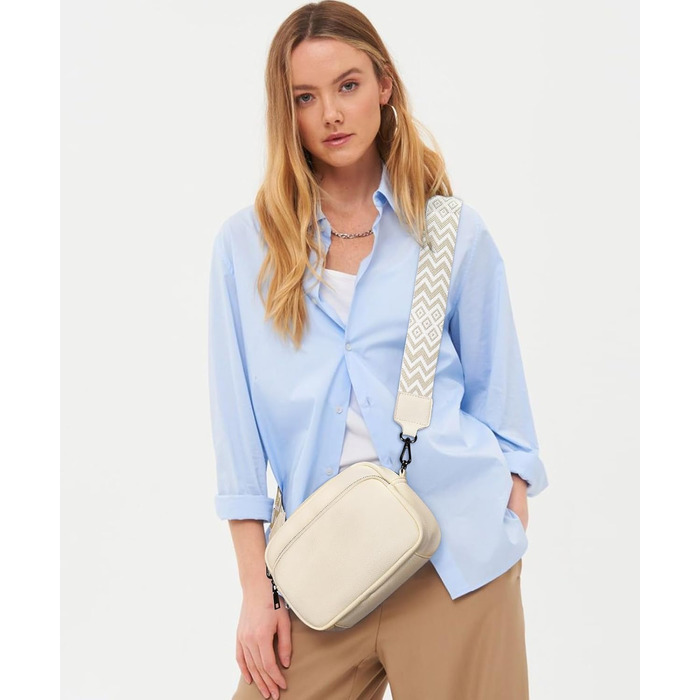 Сумка жіноча через плече бежева PU шкіра, маленька крос-боді з відстібним ремінцем