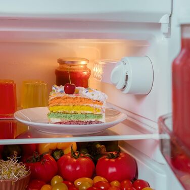 Міні-холодильник Cecotec Bolero CoolMarket TT Origin 110 Red 110л – ретро дизайн, клас E, LED-підсвітка