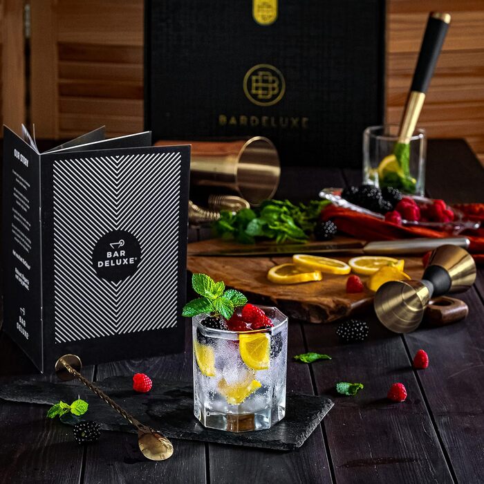 Набір бармена Boston Shaker Set BarDeluxe® 5 предметів: шейкер, аксесуари, рецепти, сумка (золото)