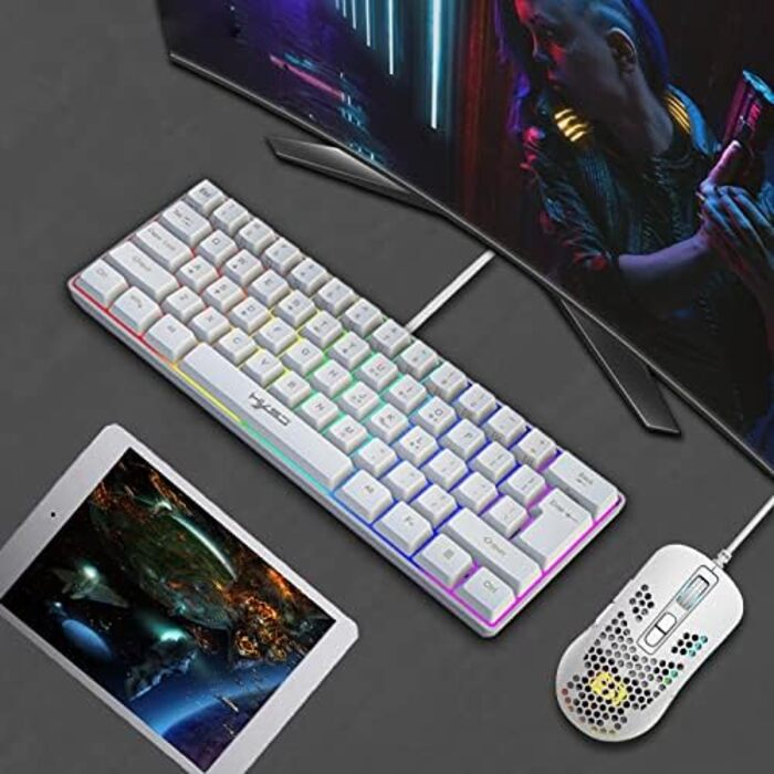 Ігровий набір 4 в 1: Клавіатура 60%, Миша, Навушники та Pad. Білий. RGB, Anti-Ghosting, 2400 DPI