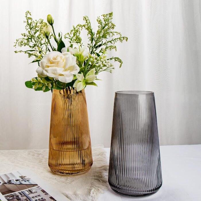 Скляна ваза Dekovase Glas з жолобками - сучасний дизайн для дому, офісу та декору весіль (20 см, Amber)