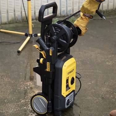 Мийка високого тиску Stanley 160 бар, 2200 Вт