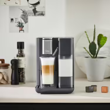 Капсульна кавомашина Tchibo Qbo MILK MASTER Premium для капучино, еспресо, крема, латте, з автоматичним спінюванням молока, знімний резервуар 300 мл, авто вимкнення, Gentle Grey