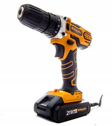 Акумуляторний шуруповерт Riwall 21,6 В, 2x1,5 Аг, 55 Нм, у кейсі