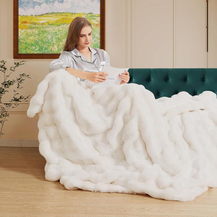 М'яка ковдра з штучного хутра 130x150 см, тепла та затишна для дому та дивана