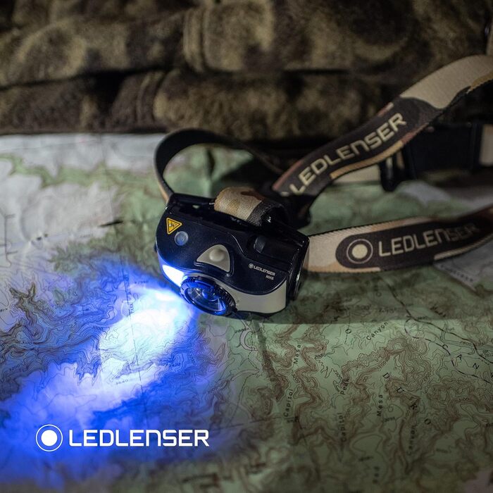 Налобний ліхтар Ledlenser MH8 600 лм, акумуляторний, LED, чорний, фокусування, до 60 годин роботи, червоне/зелене/синє світло, можливість живлення 2xAA, для полювання та риболовлі