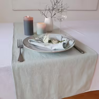 Farnberg Premium Linen Table Runner - Modern Table Decoration for Kitchen Table, Dining Table - Table Runner - Tablecloth - (40 x 150 cm) - Solid Mint