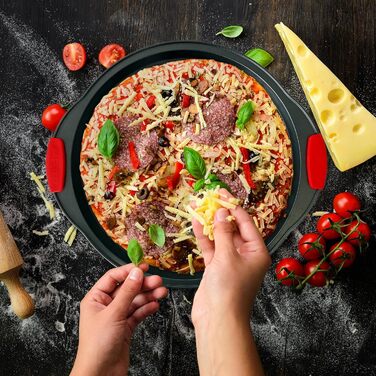 Набір форм для випічки NutriChef 8 шт. з антипригарним покриттям, включає: кексова форма, форма для піци, роз'ємна форма та інше. Підходить для духовки, миється в посудомийній машині, можна складати. Без PFOA, PFOS та PTFE.