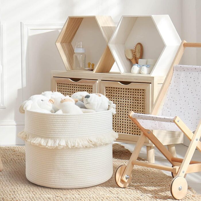 CherryNow Large Woven Storage Baskets – 40.6 x 33 cm Cotton Rope, Decorative Basket for Kids' Rooms, Toys, Blankets, and Laundry, Cute Tassel, Kids Room Decoration