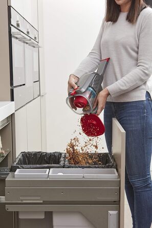 Ручний акумуляторний пилосос BLACK+DECKER BHHV315J Lithium Dustbuster Titanium/Red 12V, 500 мл, циклонна технологія, безмішковий, з насадкою для щілин