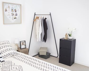 Iris Ohyama Stylish Clothes Rack, Ladder, Includes Hooks, Robust Frame, Non-Slip, For Bedroom, Studio, Closet, Space-Saving, Clothes Drying Rack, Easy Assembly, PI-O150 (Black, Folding)
