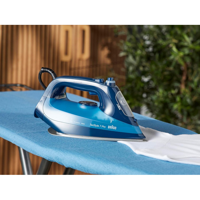 Braun TexStyle 7 Pro Steam Iron SI 7160 BL - Iron with Freeglide 3D sole, vertical steam, 3000 watts, Blue