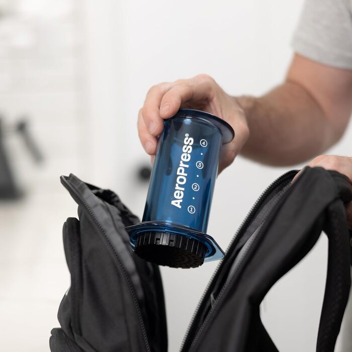 Прозора кавоварка AeroPress Clear Blue 3-в-1: френч-прес, пуровер та еспресо, портативна міні-кавомашина для подорожей і кемпінгу, без гіркоти, синя