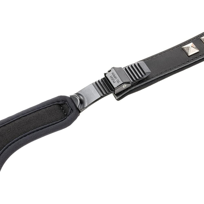 Нашийник для собак середніх порід Ferplast Giotto Luxor з натуральної шкіри та срібними заклепками, чорний (M)